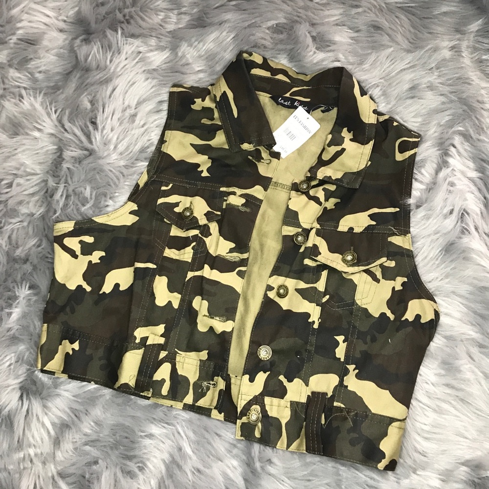 Camo vest